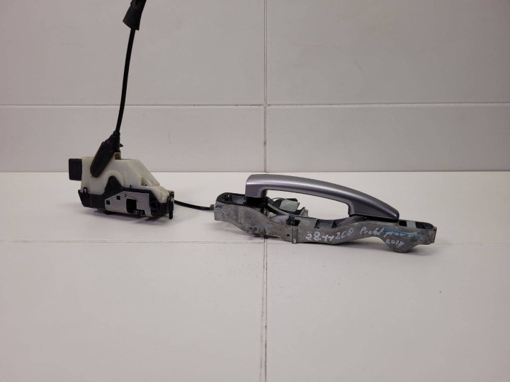 de la Serrure Portière Avant Droit Bouche buse Peugeot 208 2015 9812500780