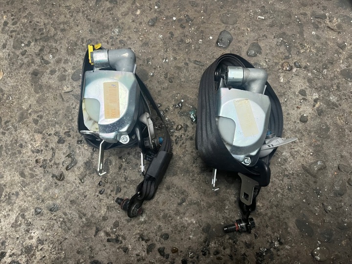 Hyundai i30 II adjuster tension belt left front