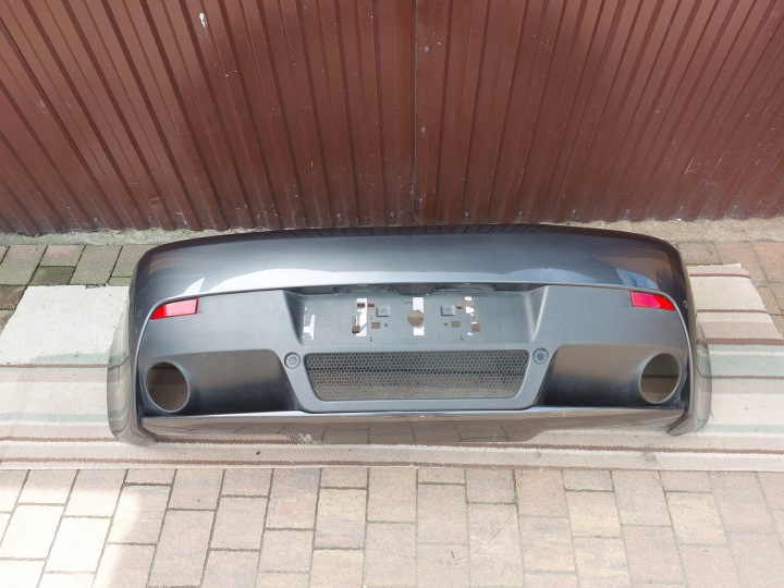 nárazník zadok ASTON MARTIN VANTAGE 17r METEORITE SILVER