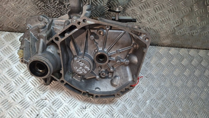 Getriebe RA0003 290K46881R RENAULT TWINGO III Z.E. SMART 453
