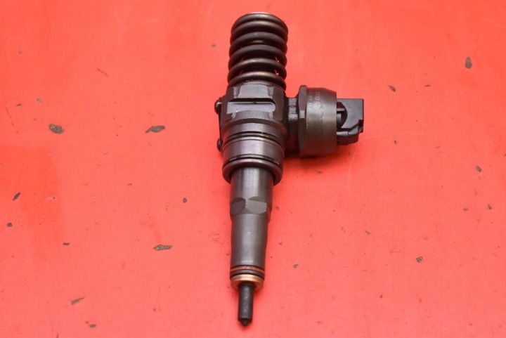 Einspritzdüse Einspritzdüse 038130073AG SKODA OCTAVIA 2 II 1.9 TDI 105 KM 04-08