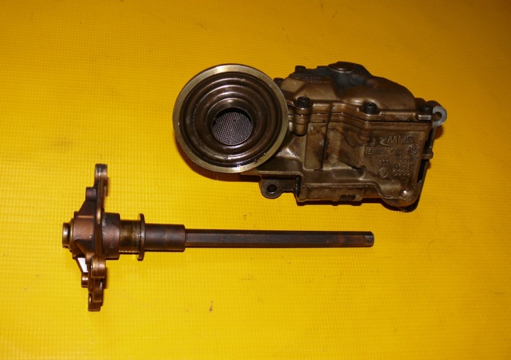 oil pump NAPED POMPY AUDI A6 C6 3.2 FSI V6 255KM AUK 06E115105G