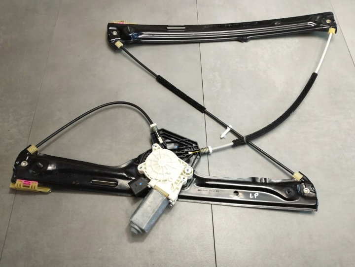 BMW X5 F15 Gestänge Fenster links vorne 7283491