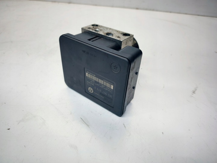 brake booster + control unit ABS AUDI VW SEAT SKODA 1K0907379D 1K0614517B
