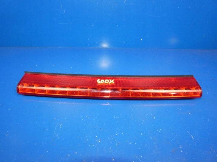 FIAT 500X Troisième feu stop STOP Arrière