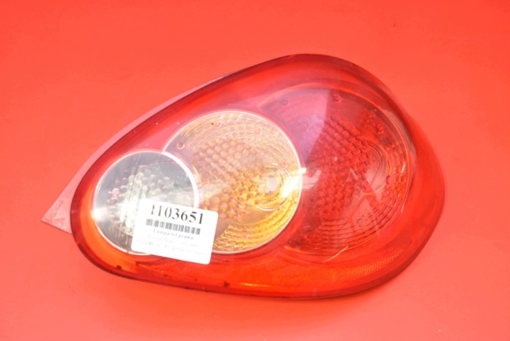Licht rechts heck hinten 81550-0H020 TOYOTA AYGO 1 und 5D 05-08