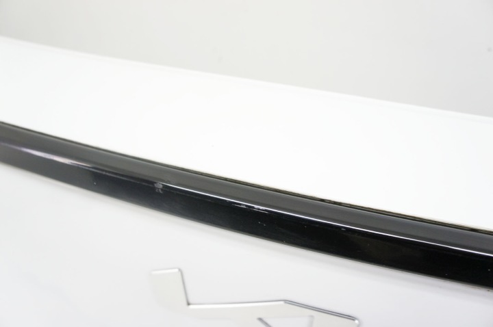 SH273 Kia Sportage V ^ Blenda cover Klapy Deluxe White Pearl HW 6