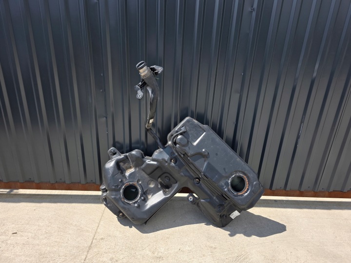 kraftstofftank tank AUDI A7 4G8 4G8201021BM 3.0 TDI Original !!!