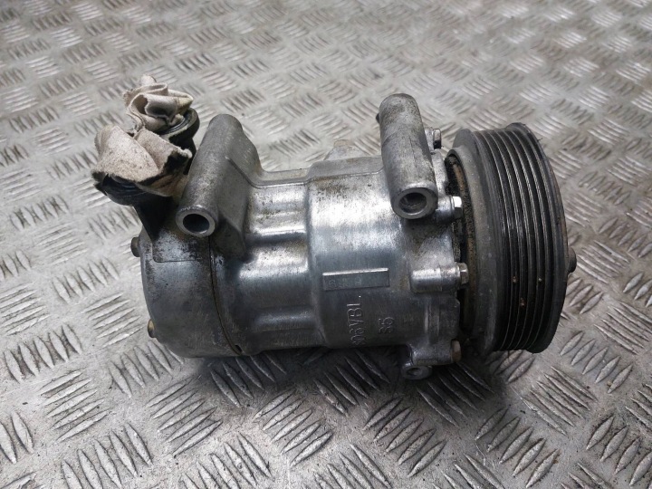 Compresseur Compresseur Climatisateur air conditionné 1.4 TDCI FORD FIESTA MK5 2S6119D629AE