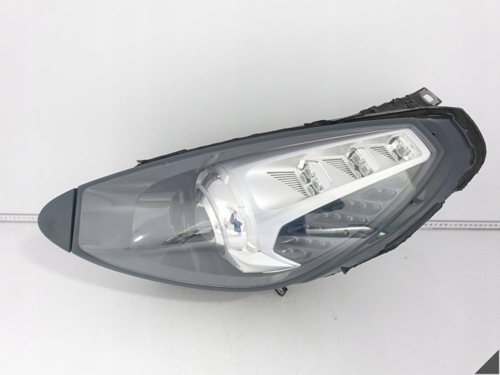 FERRARI CALIFORNIA F149 08-14 Licht HEADLIGHT XENON + LED links vorne EUROPA