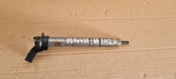 A6 C6 LIFT triska vstřikovač paliva 3.0 TDI 0986435 A4 B8 A5 8T Q5 8R