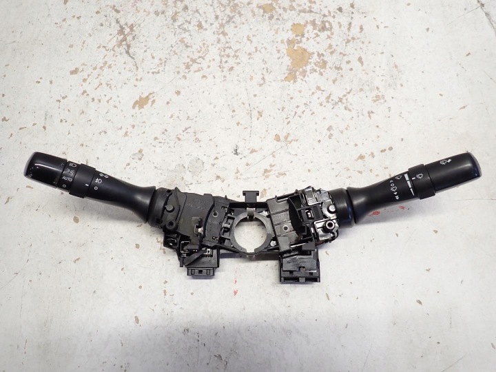 steering wheel levers and controls TOYOTA CAMRY 2010- 17E301