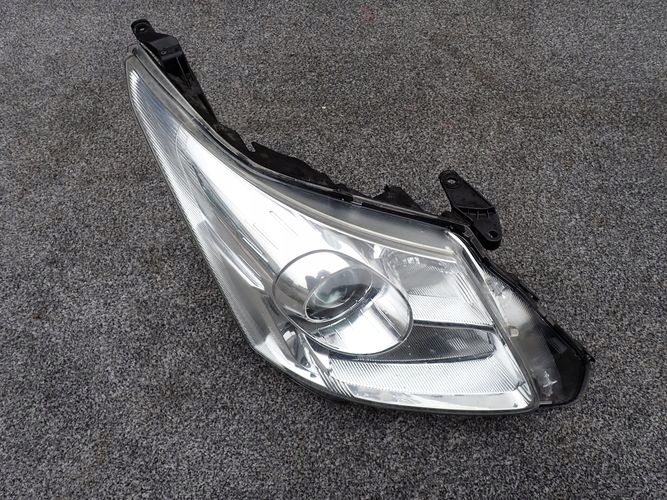 TOYOTA AVENSIS T27 08- reflektor right light right