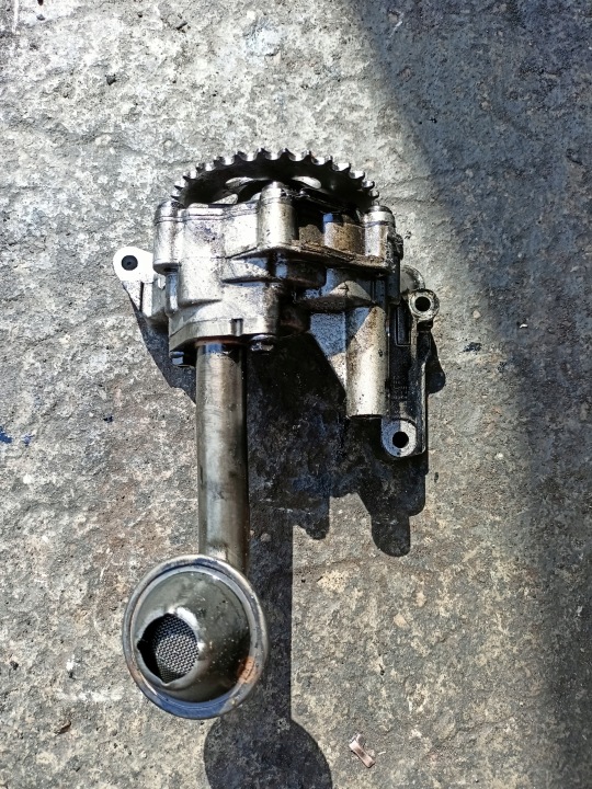 oil pump AUDI VW SEAT SKODA 06A115121