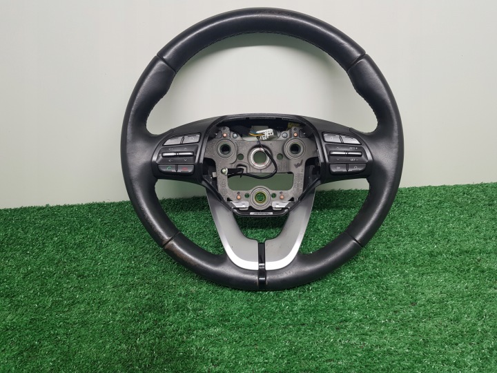 Volant MULTIFUNKCYJNA HYUNDAI I30 III 56110-G4G0 2019