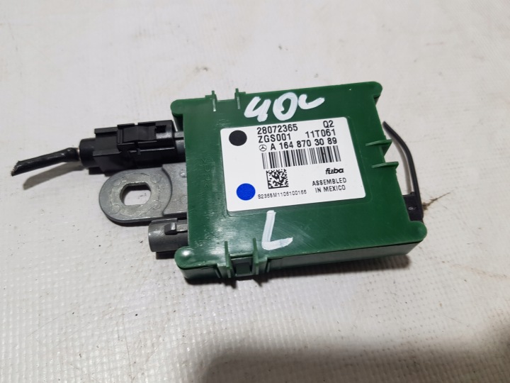 antena pojačalo ANTENY MERCEDES ML W164 1648703089