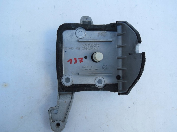 Getriebehalter DES MOTORS VOLVO V90 T8 HYBRYDA 31492642