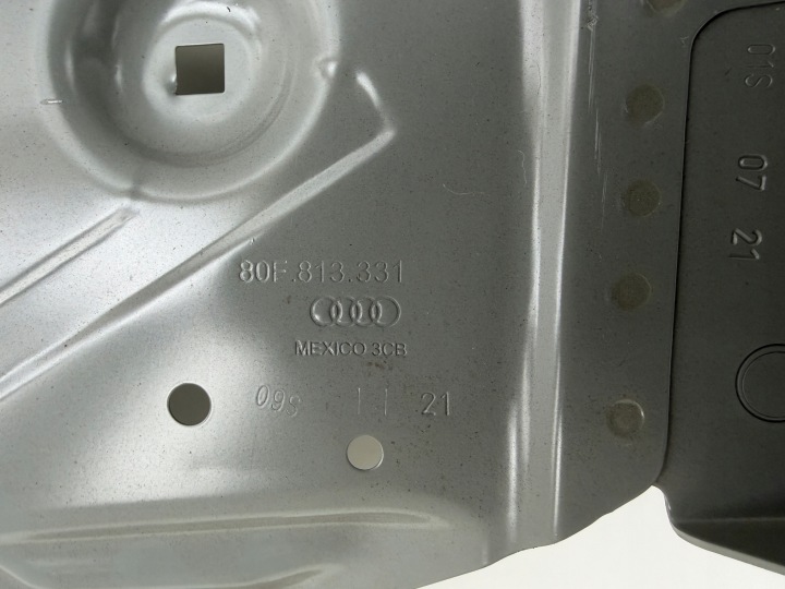 AUDI Q5 II 80F SPORTBACK WALL PAS BACK 80F813331 8