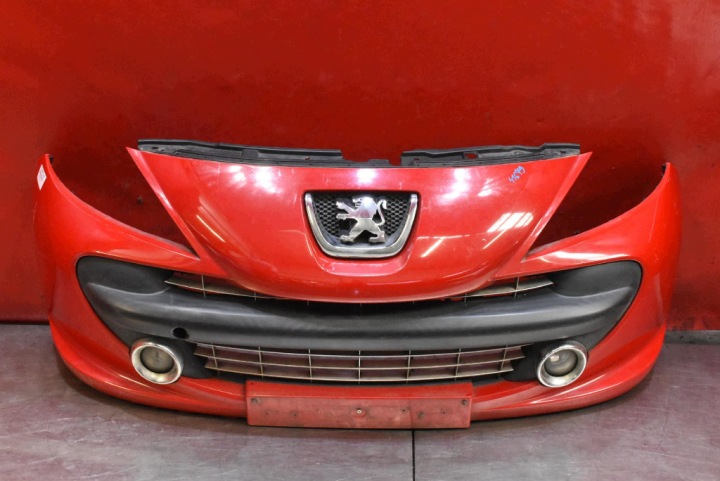 lökhárító eleje elsö CZERWONY PEUGEOT 207 1 I 06-09