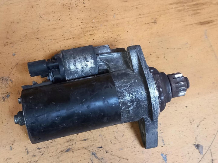 Moteur du démarreur SEAT TOLEDO IV 1.6 TDI 02Z911024H 12-19