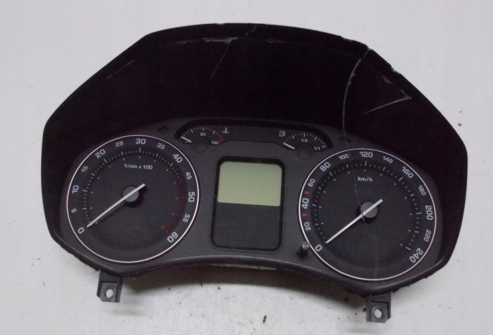 SKODA OCTAVIA II KOMBI 06R dials dials 1Z0920820D EU