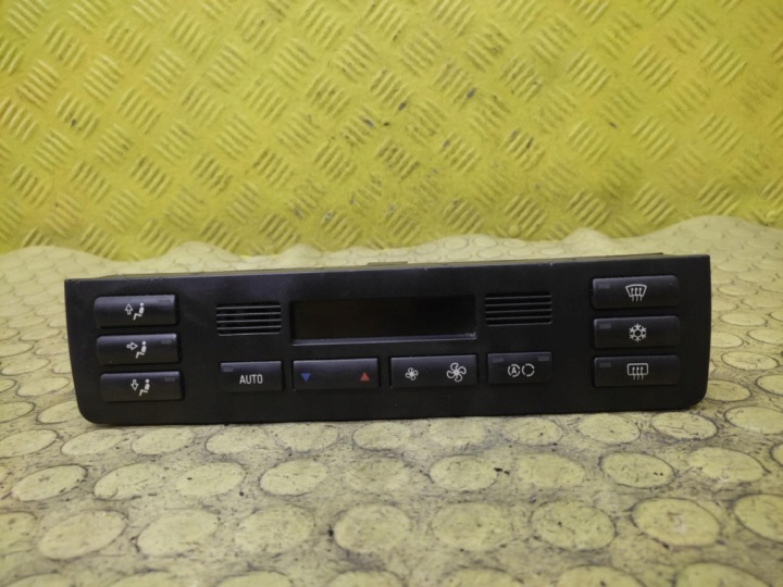 BMW E46 PANEL rešetka ventilacije klimatizacije 64116914009
