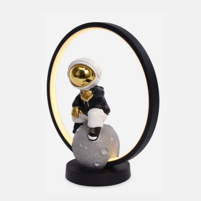 Stolní noční Led lampa černá na psací stůl do ložnice Astronauta Raper