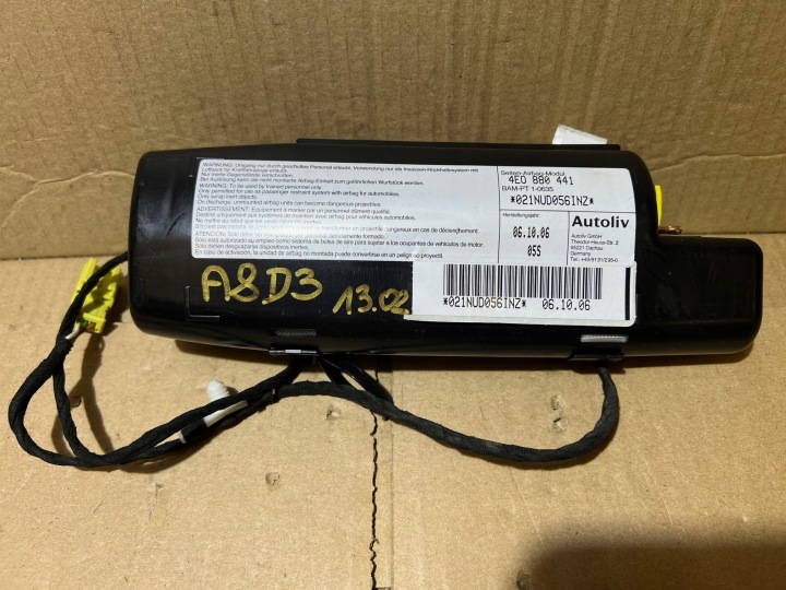 AUDI A8 D3 LIFT airbag airbag KANAPY posteriore posteriore sinistra 4E0880441