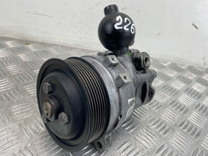 BMW 3 E90 335i servo pump LH2113743 N54B30A