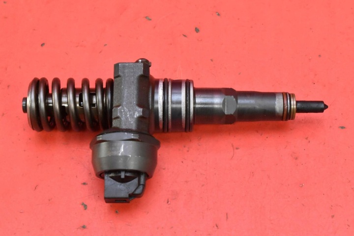 nozzle nozzle 045130073T VW POLO 4 IV 9N 1.4 TDI 75 KM 01-05