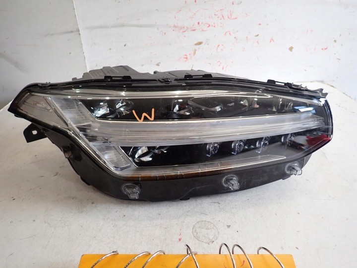 light front front right VOLVO XC90 II 2015- FULL LED 31655708
