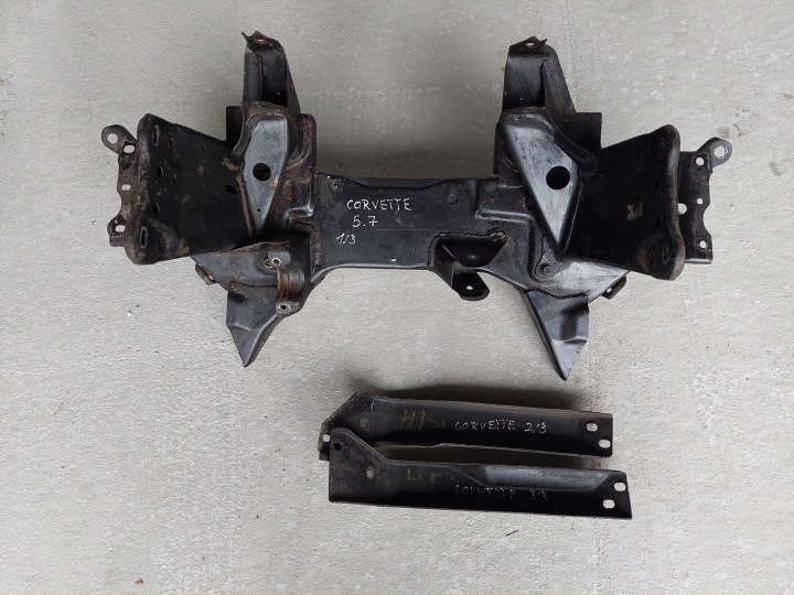 Essieu avant berceau moteur Renfort pare choc Avant de la suspension STABILIZATOR CHEVROLET CORVETTE C4