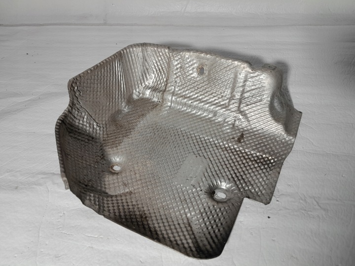 MERCEDES SL500 R230 copertura GREMBIALINA TERMICZNA A2306820671