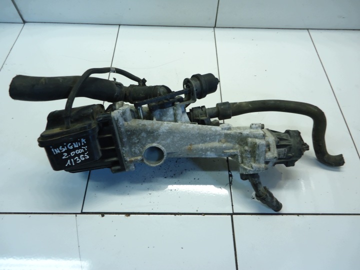 OPEL INSIGNIA A 2.0 CDTI A20 radiatore gas di … Valvola EGR