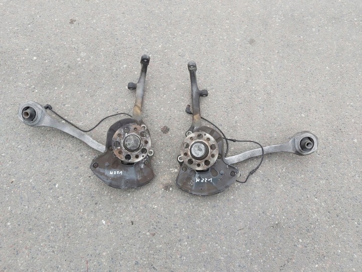 Achsschenkel Radnabe Radlager vorne vorne rechts links MERCEDES W221 3.0 CDI BDB!!