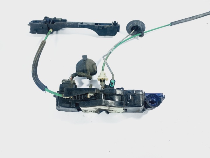 de la serrure portière de gauche avant avant Fiat Stilo 01-07