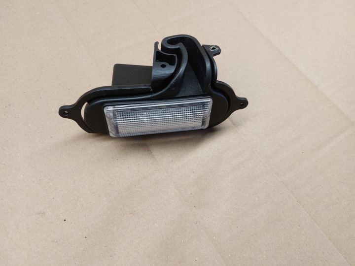 svjetlo rasvjeta desna ASTON MARTIN VANTAGE 16r 8G33-N20A62-AA