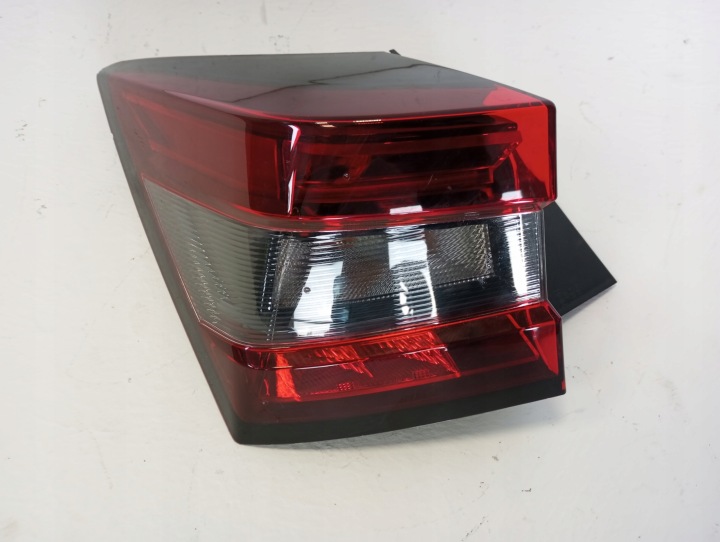 light rear part NISSAN JUKE II F16 left