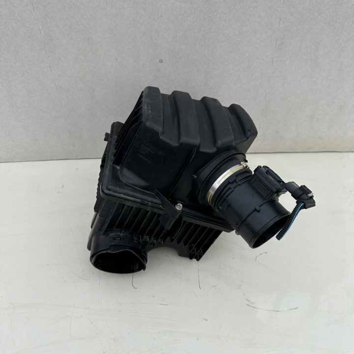 cover of a filter, air JEEP FIAT 52087167