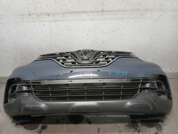 Pare choc Avant RENAULT CAPTUR et 1 LIFT
