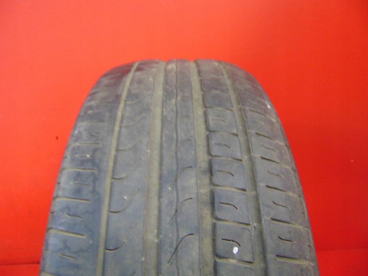 Caoutchouc LETNIA PIRELLI CINTURATO P7 225/45R18