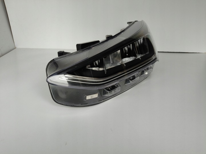 Licht links REFLEKTOR FORD FOCUS MK4 22- LIFT FULL LED