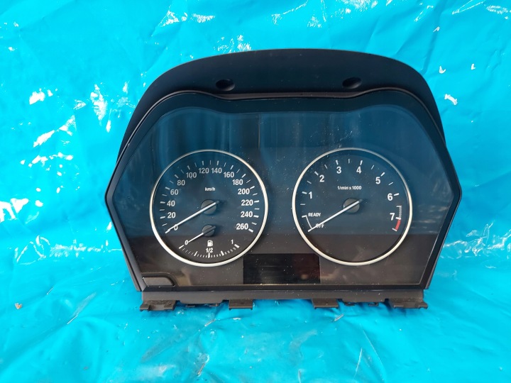 Instruments tachymètre compte tours Horloge montre tableau bord BMW 1 F20 2011 R 62109277539