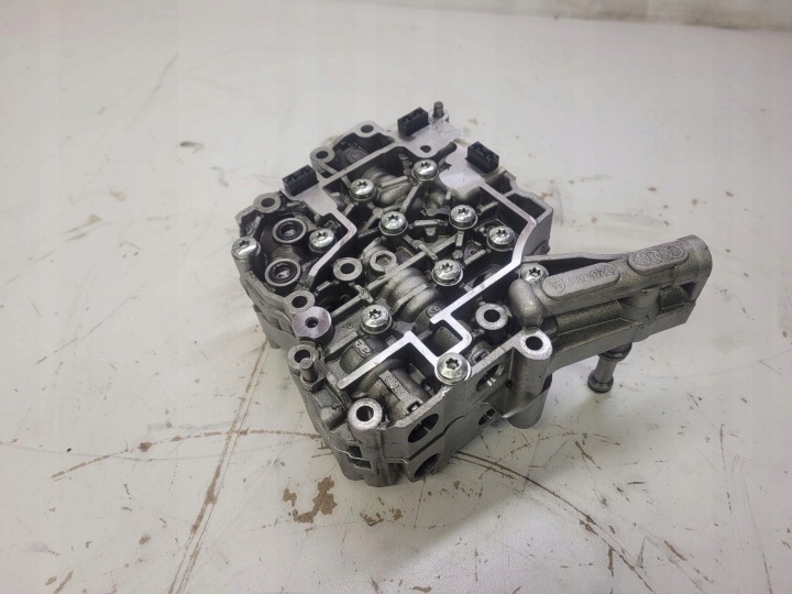 Bedienteil Ölpumpe Getriebe JQL AUDI 01J325031
