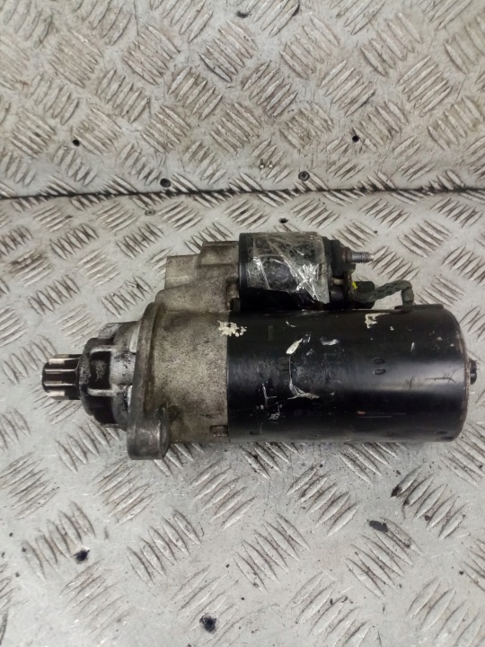 Anlasser Starter VOLKSWAGEN GOLF 4 0001125018