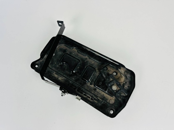 Porsche 911 991.2 3.0 DCH 4S 9P1804825B Podstawa akumulatora