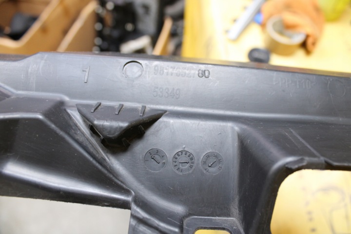 PEUGEOT 308 II T9 7