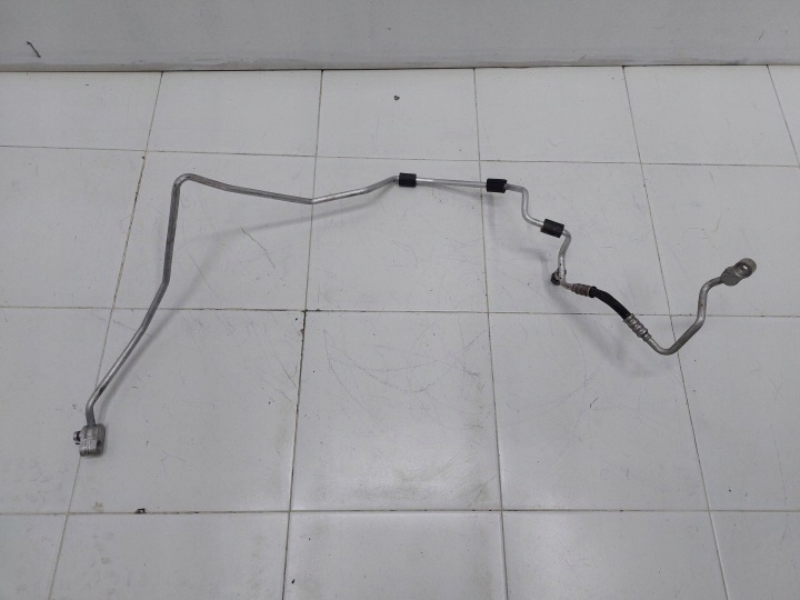 VW GOLF VI LEON II A3 8P OCTAVIA II 1.6 2.0 TDI Conduit pieces tuyaux Climatisateur air conditionné 1K0820