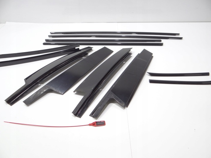 mouldings SHADOW LINE BMW X1 E84