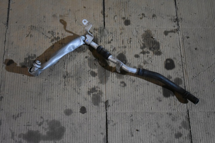 IDEALNY Conduit pieces tuyaux d’eau PORSCHE PANAMERA 971 1